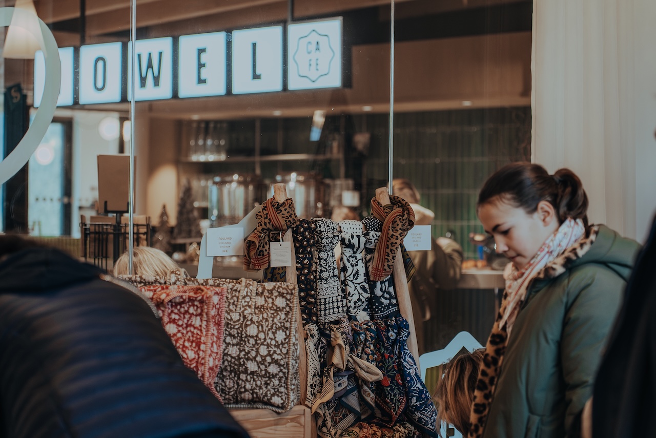  LE MARCHÉ DE NOËL HOWEL & BIENHEUREUX